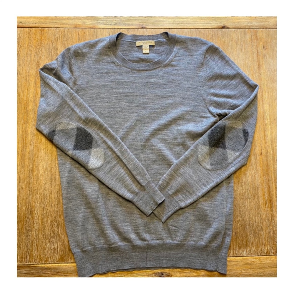 Burberry women’s crew neck gray sweater